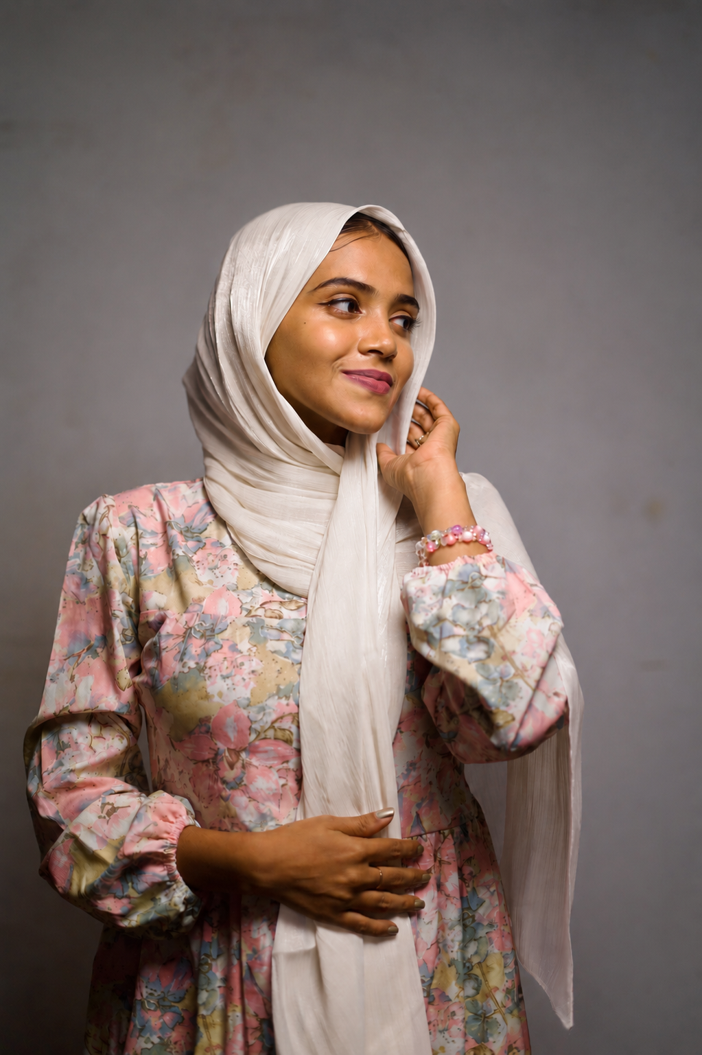 Cappuccino White Shimmer Hijab