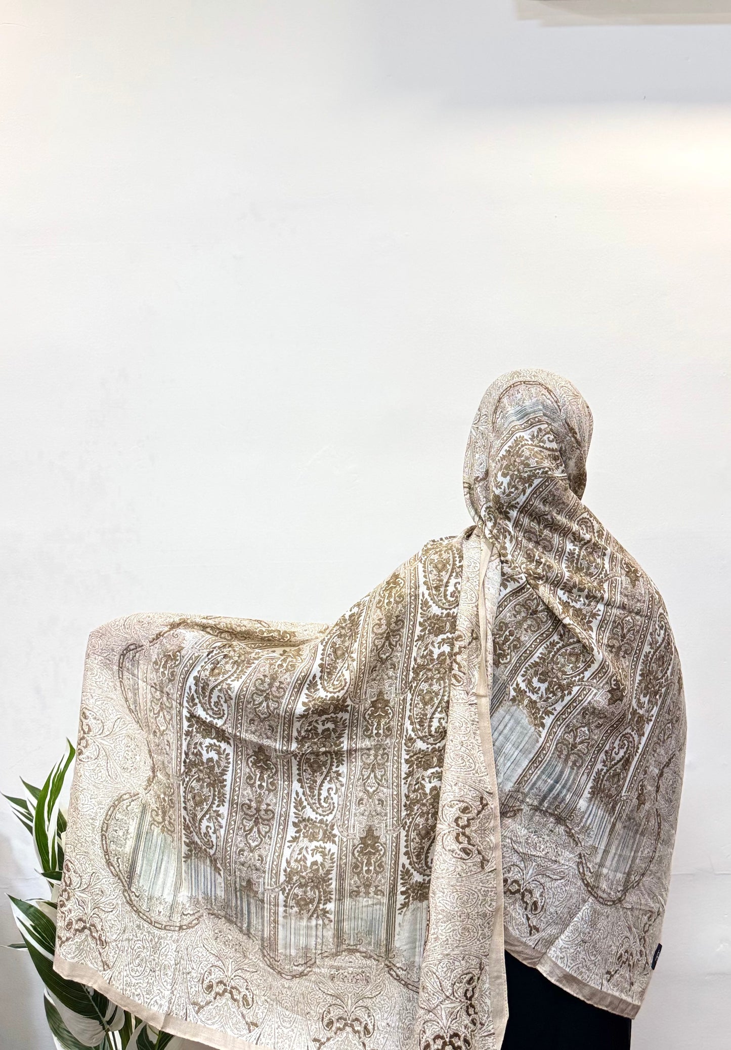 Mehndi Green pashmina hijab with soft, elegant drape.