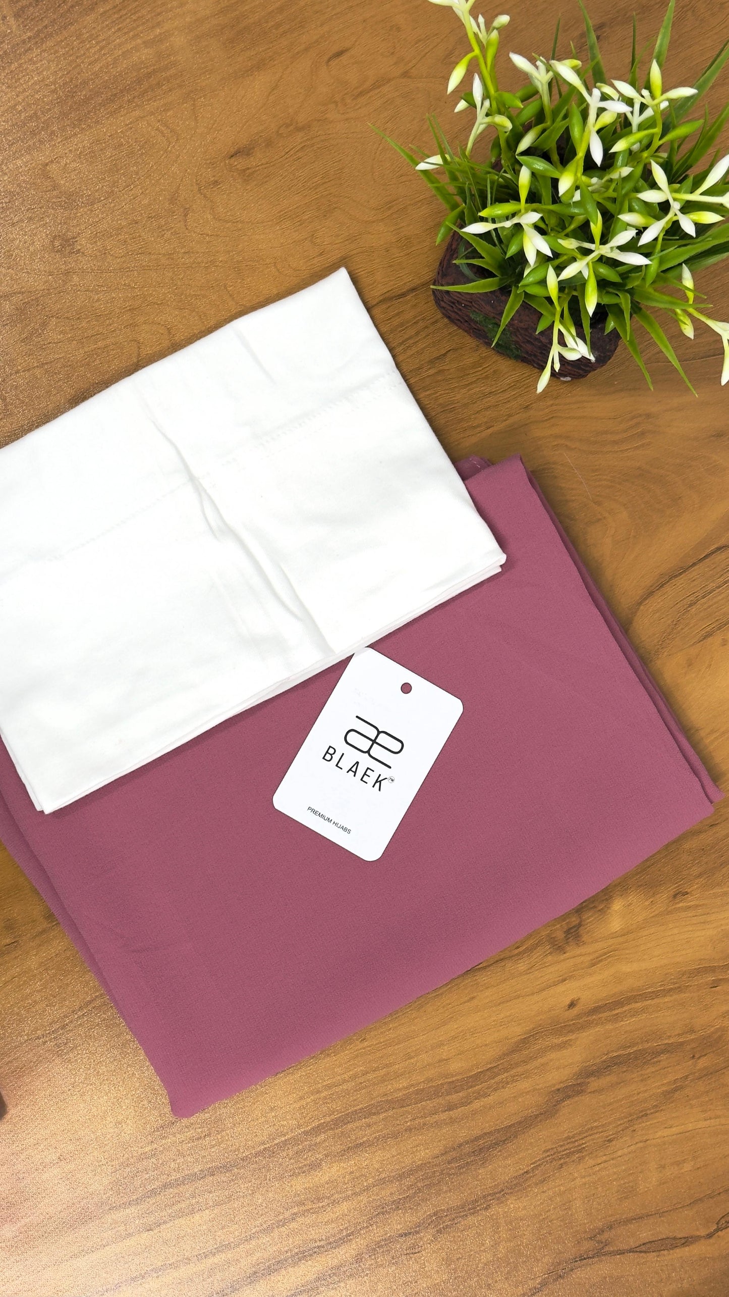 Instant Hijab - White & Puce