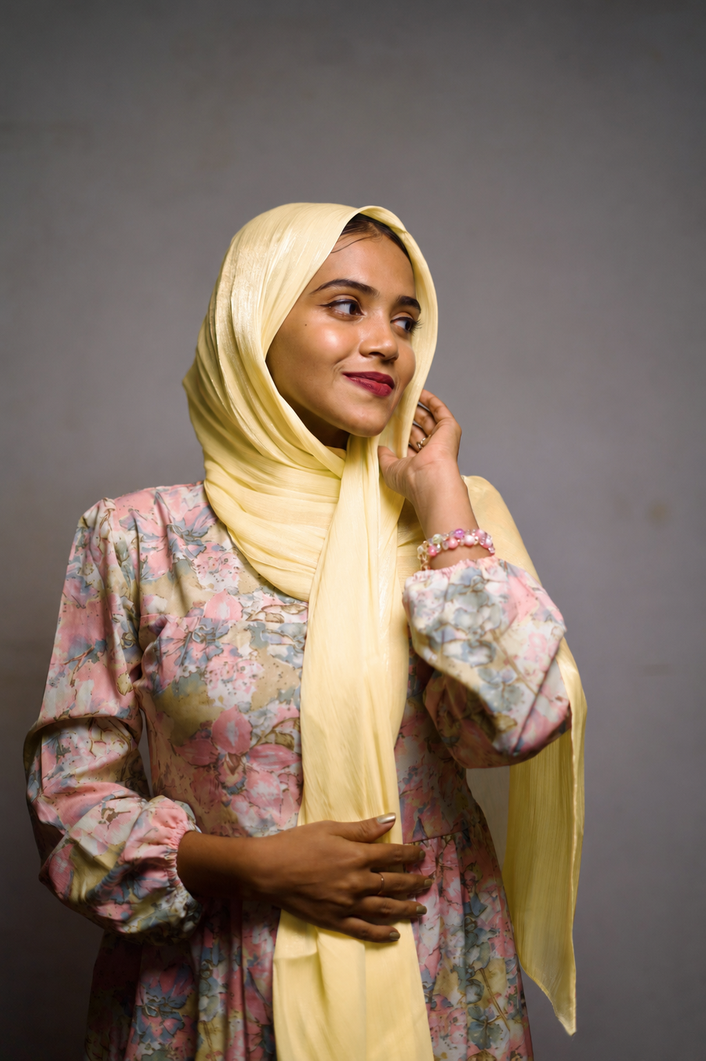 Light Yellow Shimmer Hijab