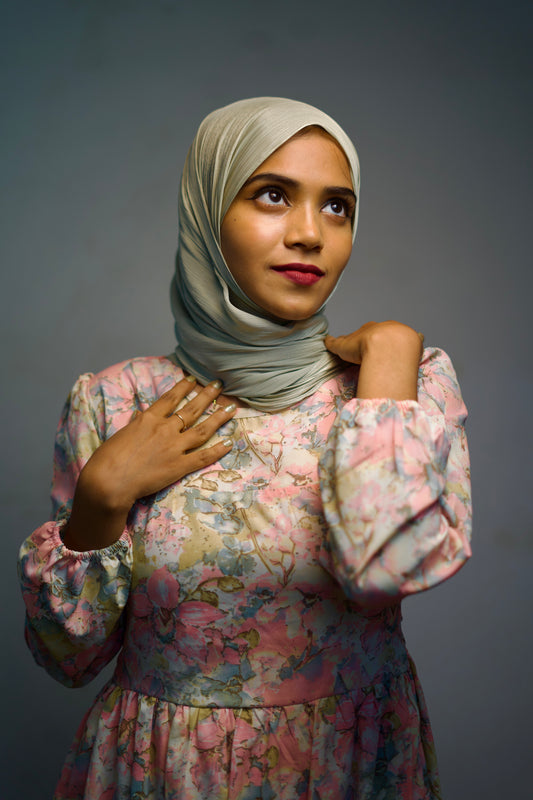 Artichoke shimmer hijab
