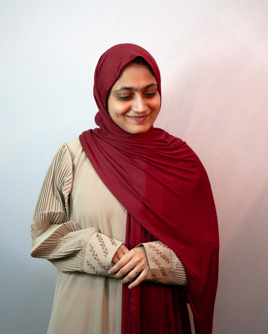 Deep maroon jersey hijab soft stretch fabric breathable modest scarf elegant everyday wear