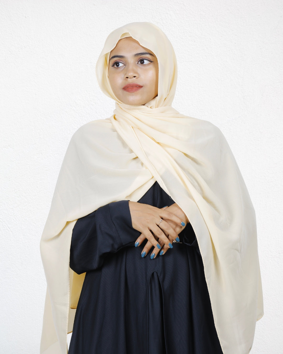 Vanilla Instant Hijab – BLAEK - Main Image