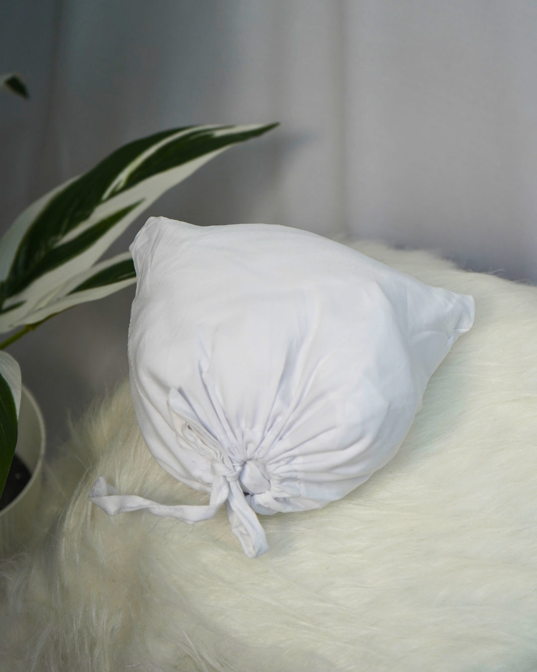 Matching white pouch for polyester lycra prayer dress.