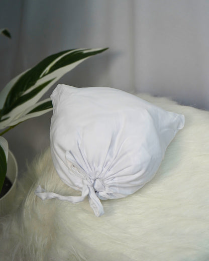 Matching white pouch for polyester lycra prayer dress.